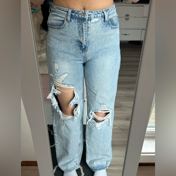 Edikted ‘Wide or Die’ Ripped Jeans - Picture 3 of 6